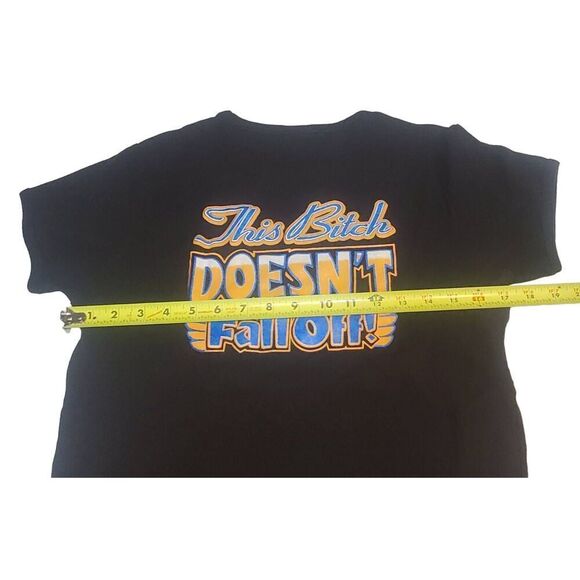 Women's "This B**%$h Doesn't Fall Off" Graphic Tee Size XL - Picture 4 of 5
